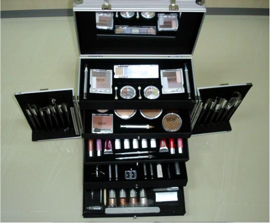 flight cases for cosmetics