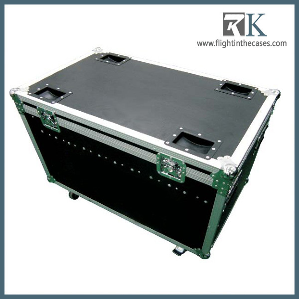 RK cusom maded flight cases for plasma TV carrying