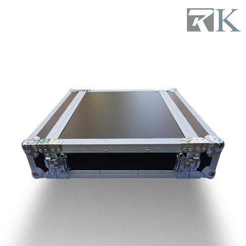 RKs Rugged Amplifier Flight Case of 18" Body Depth